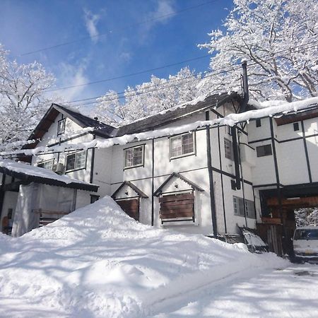 Hakuba Matata Lodge Exterior photo