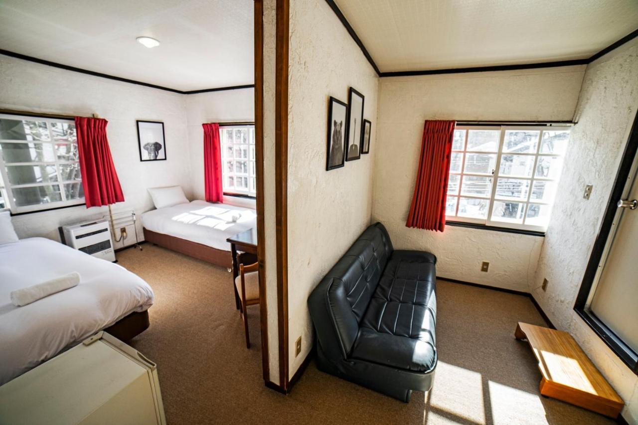 Hakuba Matata Lodge Exterior photo